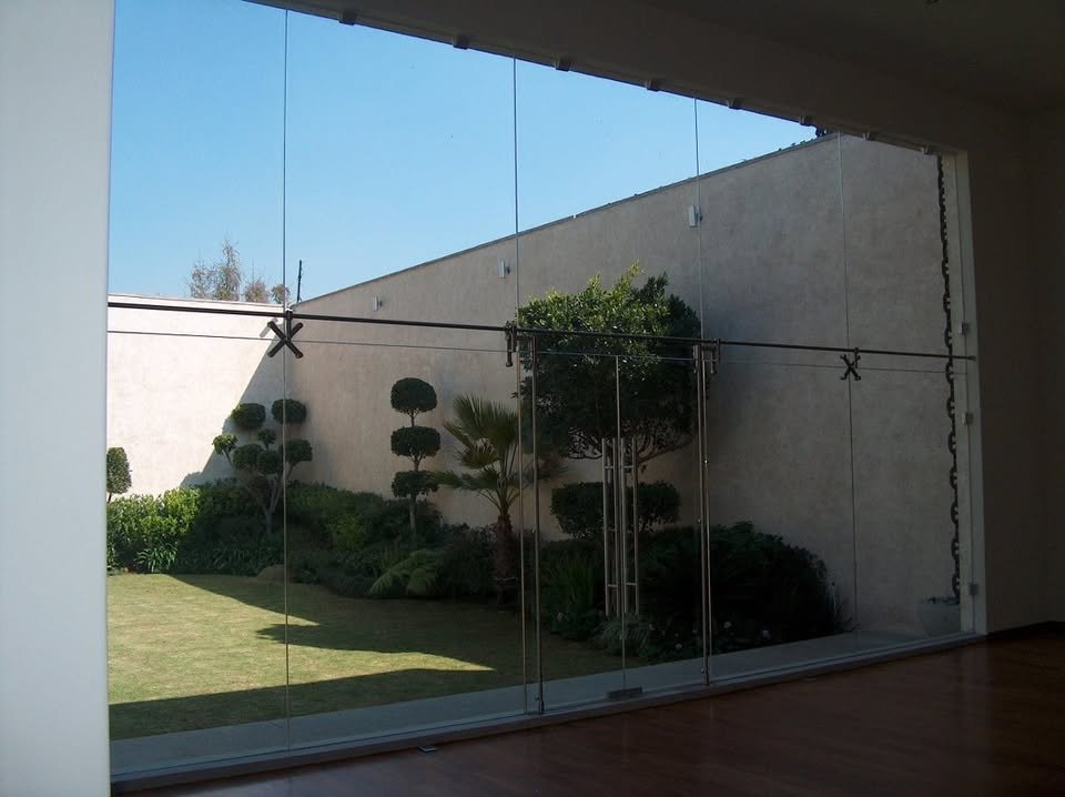 Instalación de fachadas de cristal en Aguascalientes